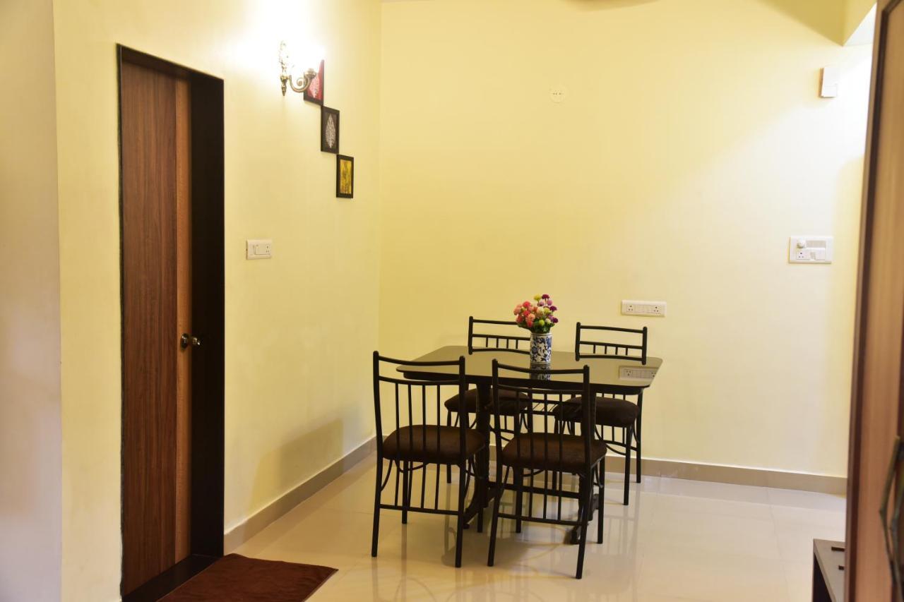 Candolim Grande Resort Bagian luar foto