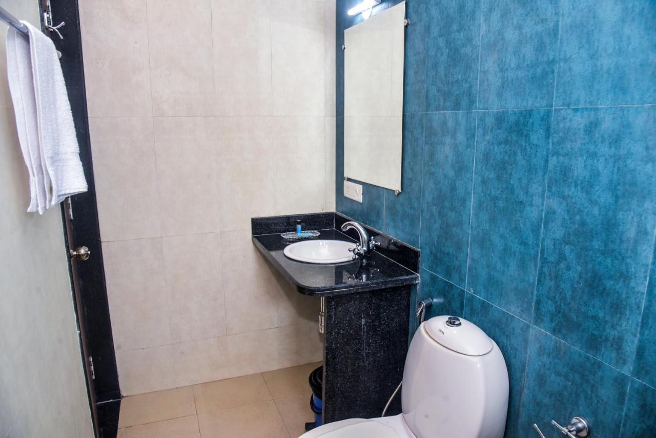 Candolim Grande Resort Bagian luar foto