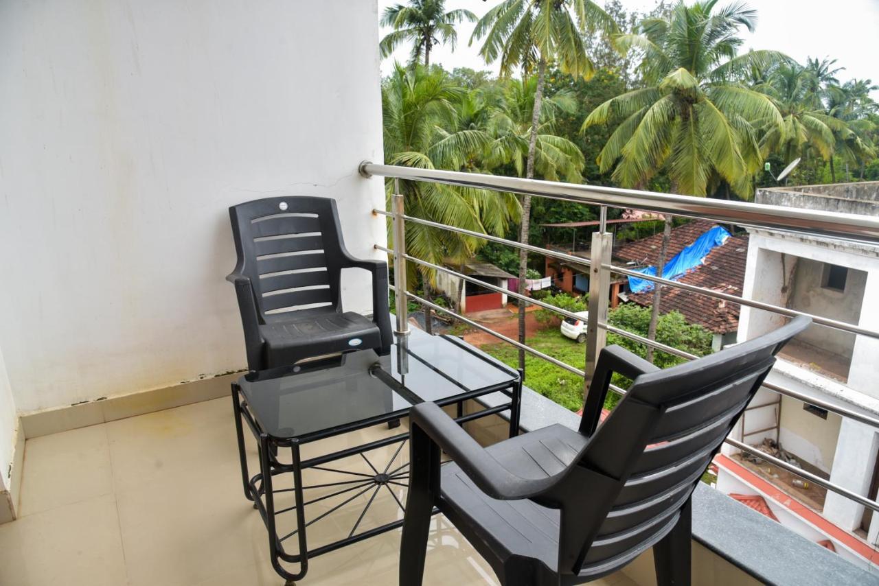 Candolim Grande Resort Bagian luar foto